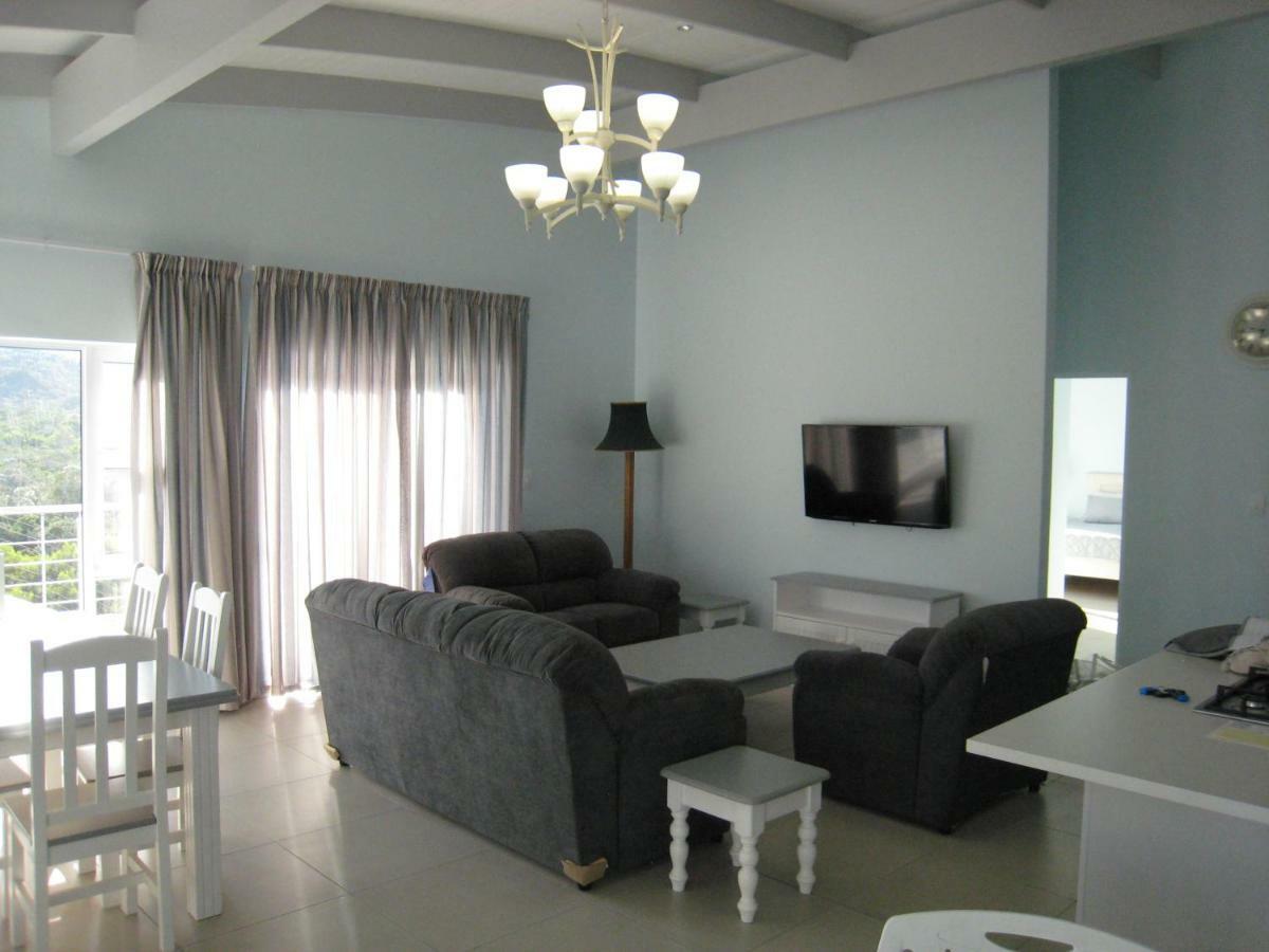 Myoli Holiday Apartments Sedgefield Esterno foto